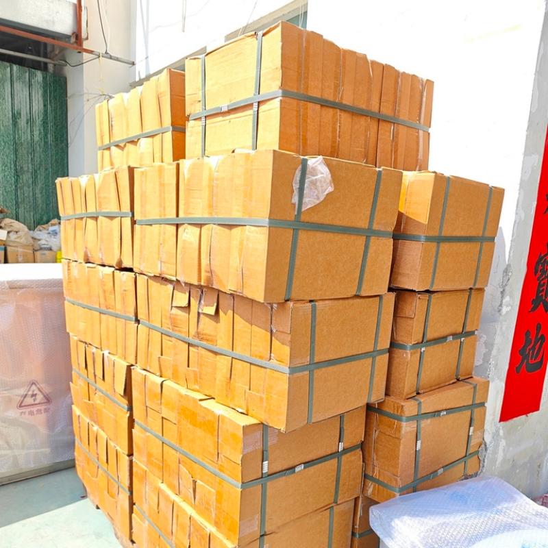 برطانیہ میں نئے صارفین سے بجلی کے میٹر باکس کے آرڈرز کی پہلی کھیپ کامیابی کے ساتھ روانہ کر دی گئی ہے۔